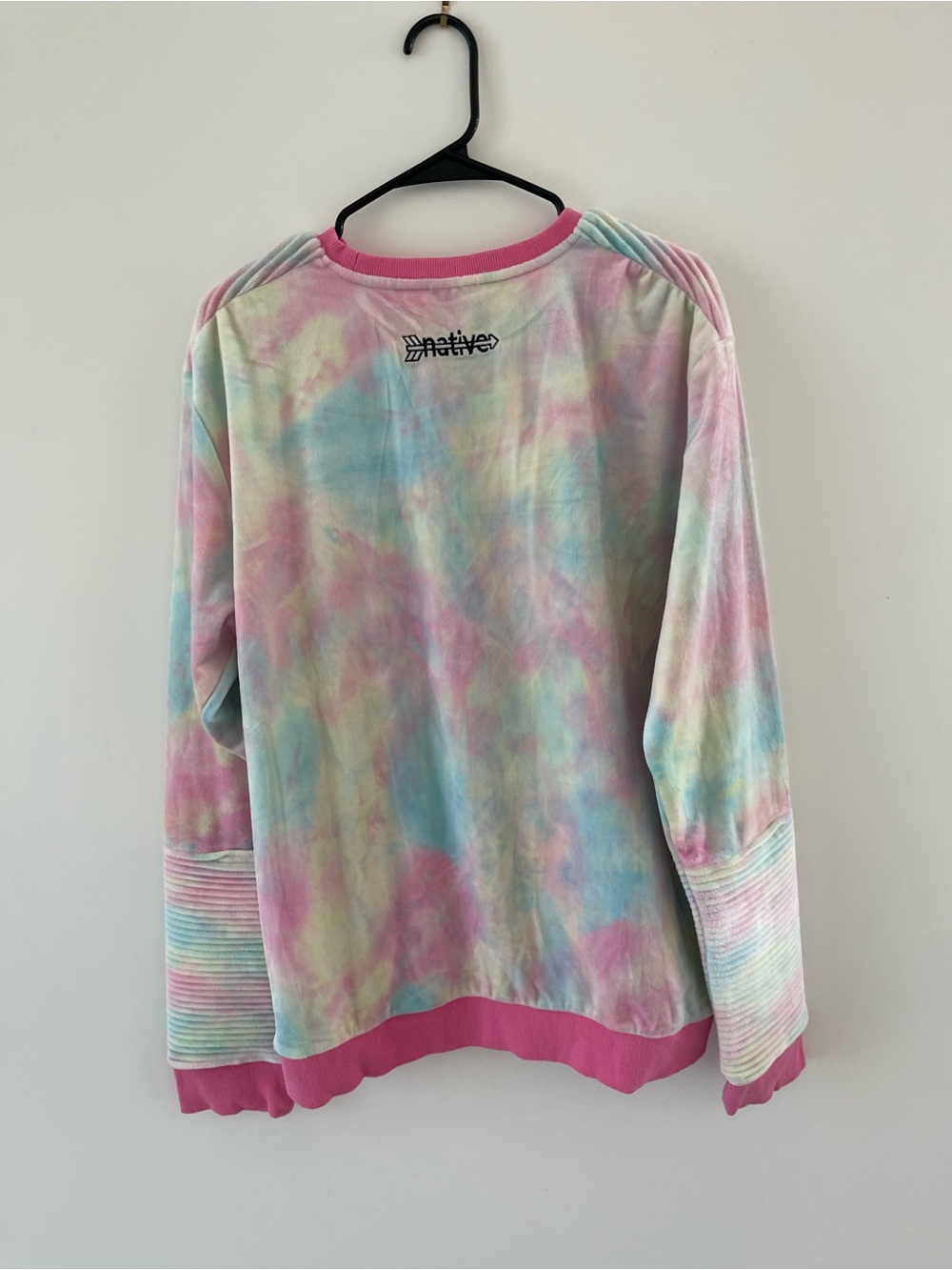 Native men’s Pastel Tie-Dye Sweatshirt with Pink Trim